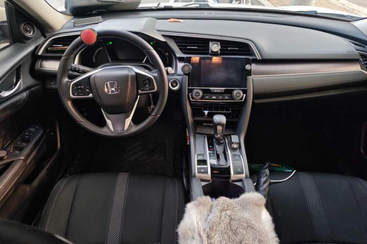 Used Honda Civic 2016 220TURBO CVT Luxury Edition
