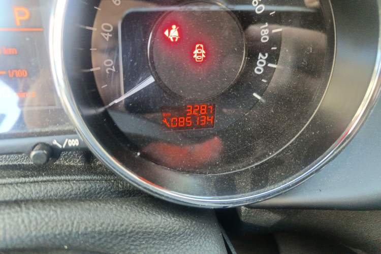 Used Peugeot 3008 2015 1.6THP Automatic Prestige Edition
