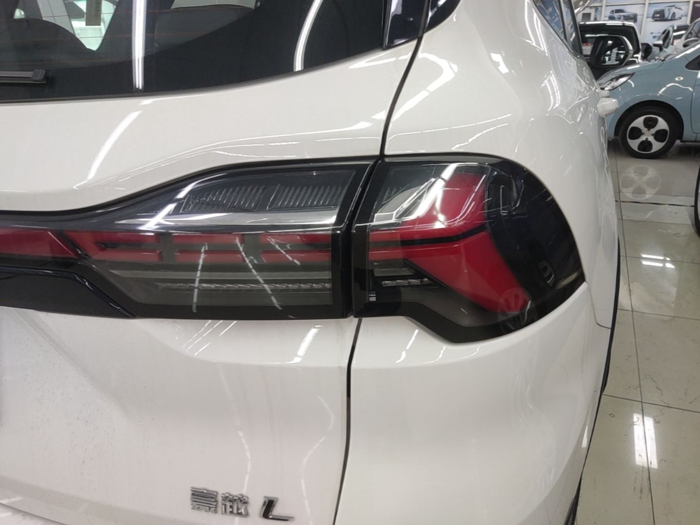 Geely Auto Haoyue L 2024 2.0T DCT Luxury Version — снимка 9