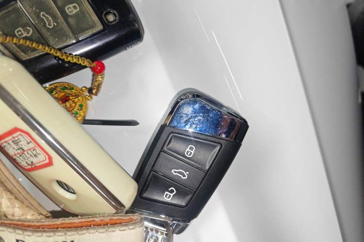 Used Volkswagen Tayron 2023 280TSI Two-Wheel-Drive Luxury Plus Advanced Version Interior 1