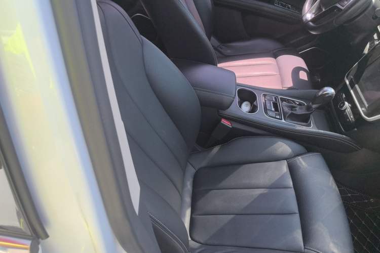 Used BYD Song MAX 2017 1.5T Automatic Smart Connect Elite 7-Seater