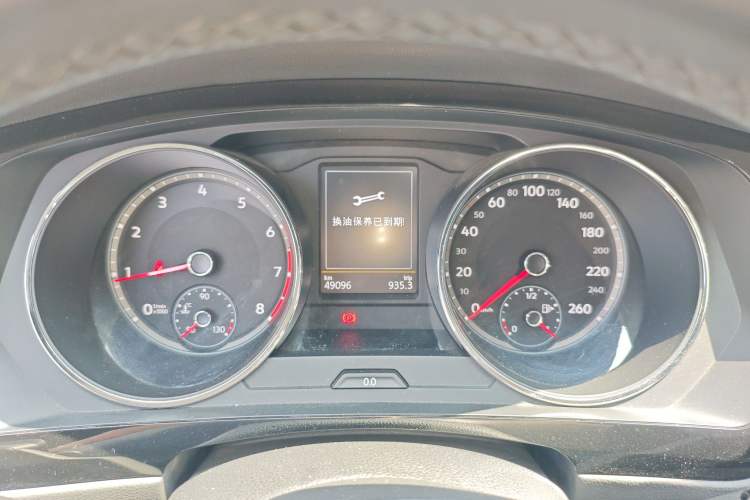 Used Volkswagen Tiguan L 2018 330TSI Automatic Two-Wheel Drive Comfort Edition Instrument Cluster
