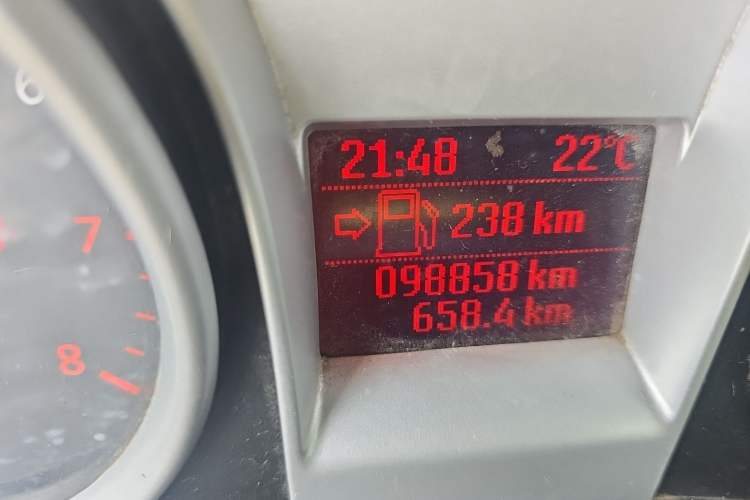 Used Ford Focus 2013 Sedan Classic 1.8L Manual Base Model Odometer Close Up