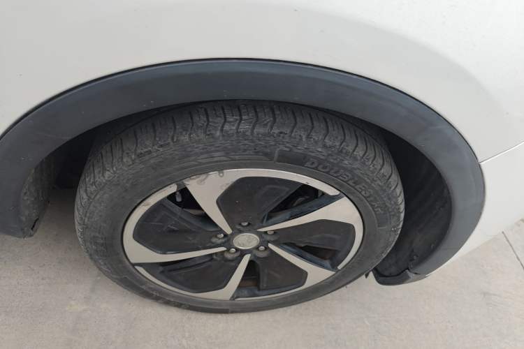 Used Hongqi E-HS3 2019 Zhilian Qiyue Two-Wheel Drive Custom Edition