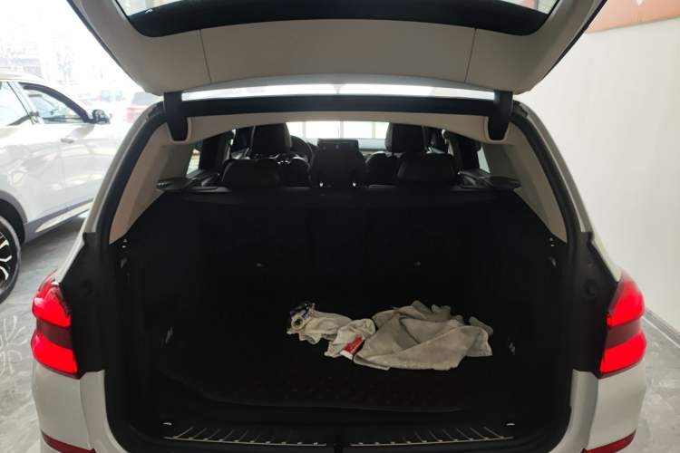 Used BMW X3 2020 xDrive28i M Sport Package Trunk