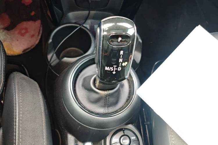 Used MINI 2022 1.5T COOPER Artist