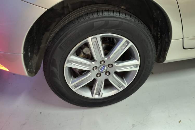 Used Volvo XC60 2017 T5 AWD Smart Upgrade Edition