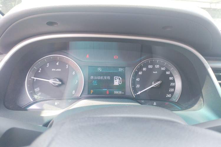 Used Buick GT 2015 15N Automatic Deluxe Edition Instrument Cluster