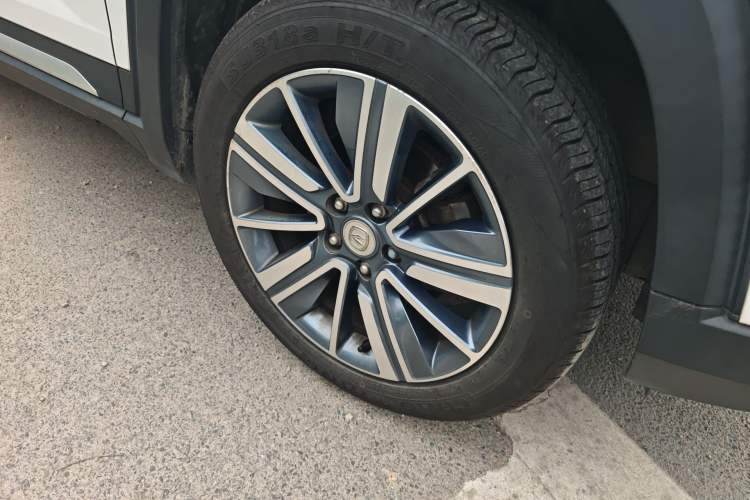 Used CHANGAN CS35PLUS 2019 1.4T DCT Chuanlian Blue Whale Edition Exterior 7