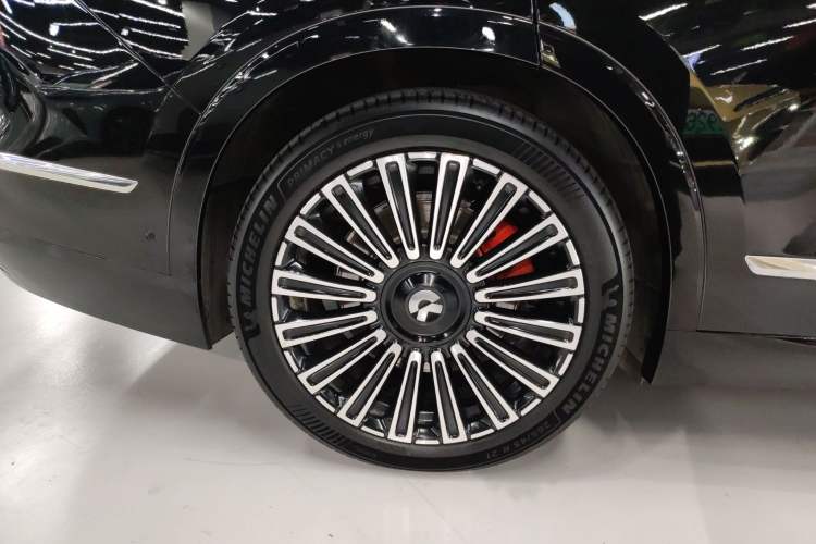 Used Nio ES8 2026 Model 6-seat Executive Luxury Edition Right Rear Wheel Hub