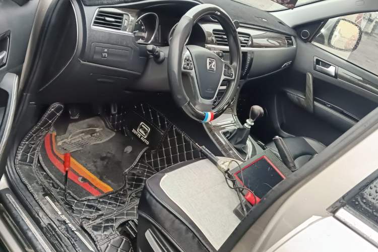 Used Zotye T600 2015 1.5T Manual Luxury Model Left Front Seat