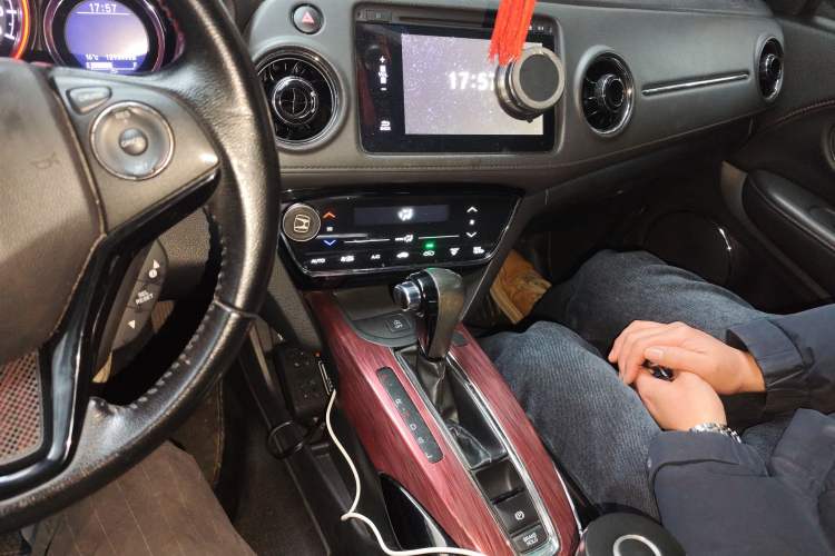 Used Honda XR-V 2015 1.8L VTi CVT Luxury Edition