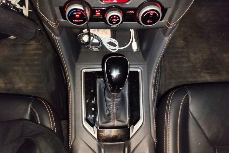 Used Subaru XV 2018 2.0i All-Wheel-Drive Luxury Edition with EyeSight
