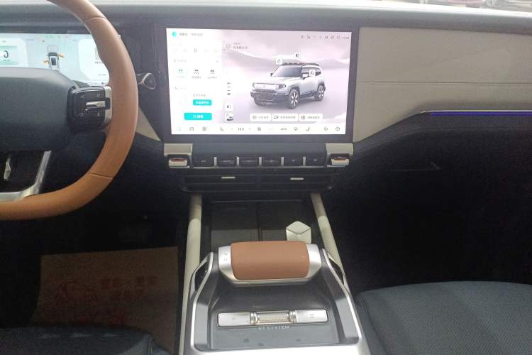 Used Deepal G318 2024 Four-Wheel-Drive Air Suspension Model