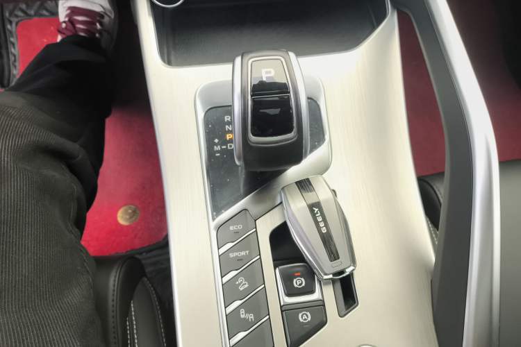 Used Geely Auto Coolray 2019 260T DCT Knight China VI Standard
