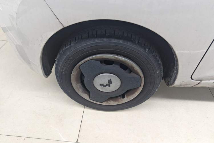 Used Wuling Hongguang MINIEV 2021 Macaron Premium Model – Lithium Iron Phosphate Exterior 4