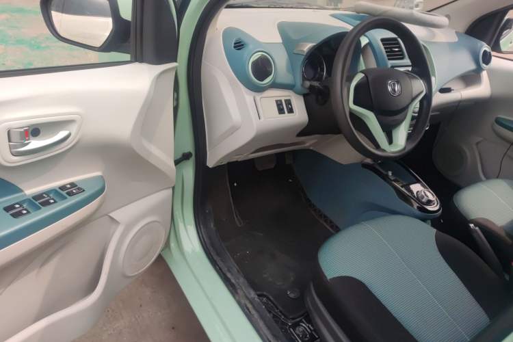 Used CHANGAN OSHAN Benni E-Star 2021 National Edition Colorful Version Lithium Iron Phosphate (31.95 kWh) Driver Seat