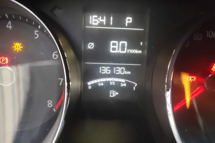 Used Volkswagen Gran Lavida 2017 180TSI DSG Comfort Edition Odometer Close Up