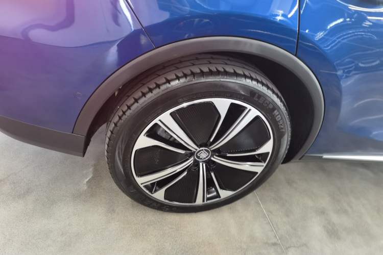 Used BYD Tang New Energy 2022 DM-p 215KM Four-Wheel Drive Flagship Model Right Rear Wheel Hub