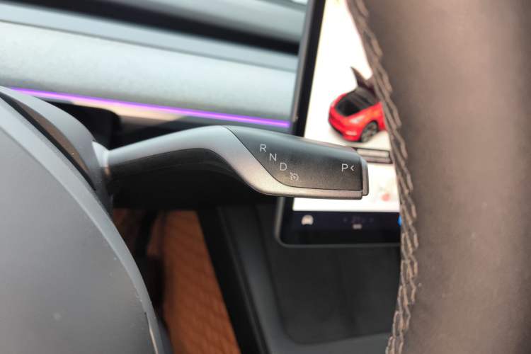 Used Tesla Model Y 2023 Rear-Wheel-Drive Version Gear Lever