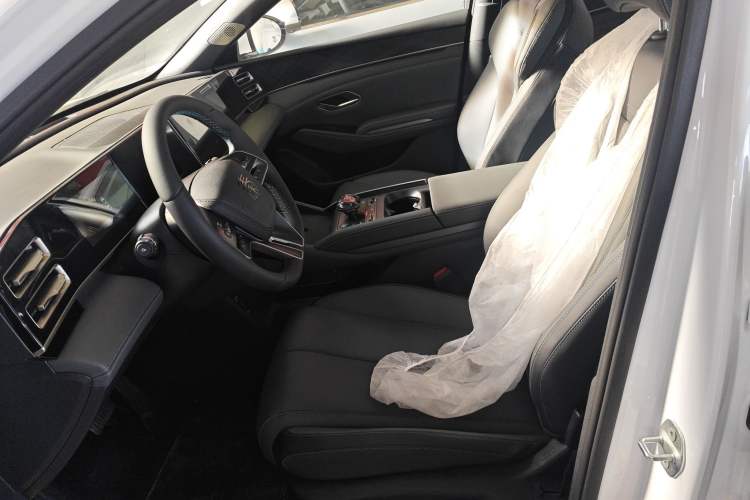 Used BYD Qin L 2024 DM-i 120KM Beyond Model