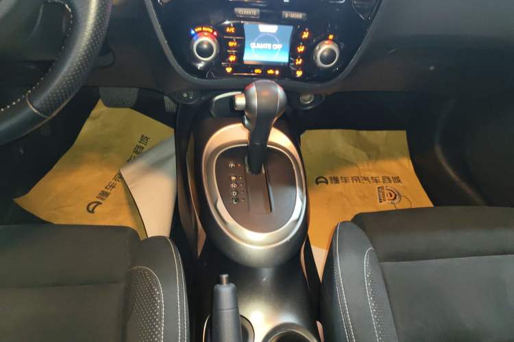 Used Infiniti ESQ 2014 1.6L Spontaneous Edition
