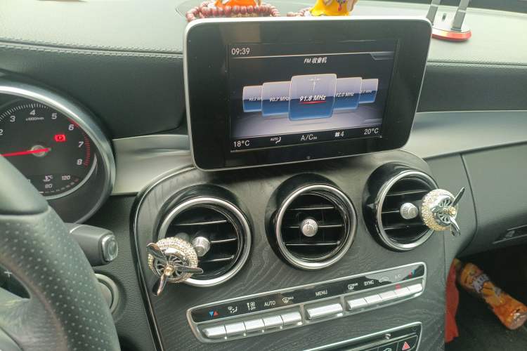 Used Mercedes-Benz C-Class 2018 C 180 L Fashion Edition Sport Version
