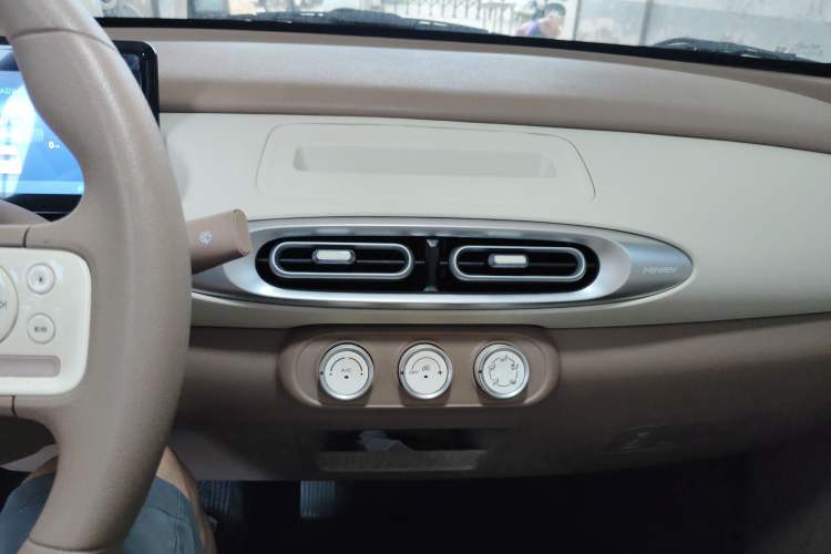 Used Wuling Hongguang MINIEV 2025 Four-Door Version Advanced Edition