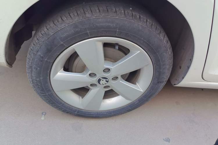 Used Skoda Rapid 2016 1.6L Automatic Chuanxing Edition