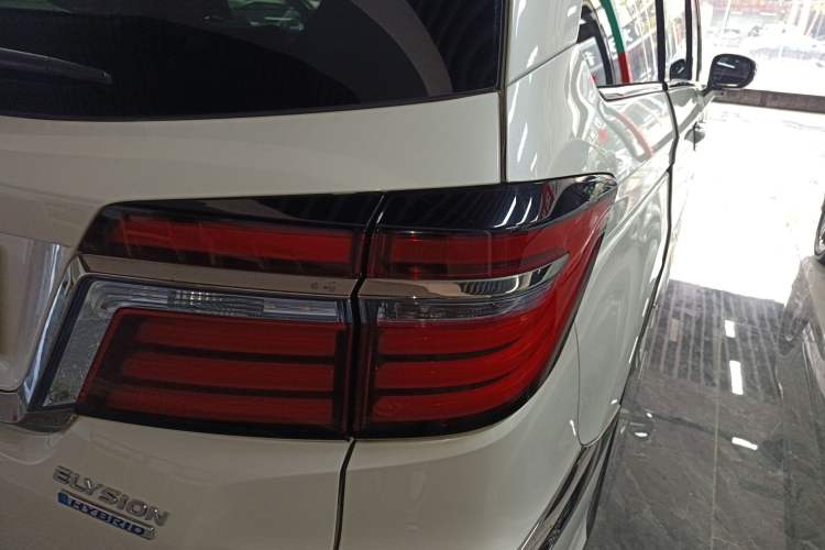 Used Honda Elysion 2019 2.0L Hybrid Supreme Edition