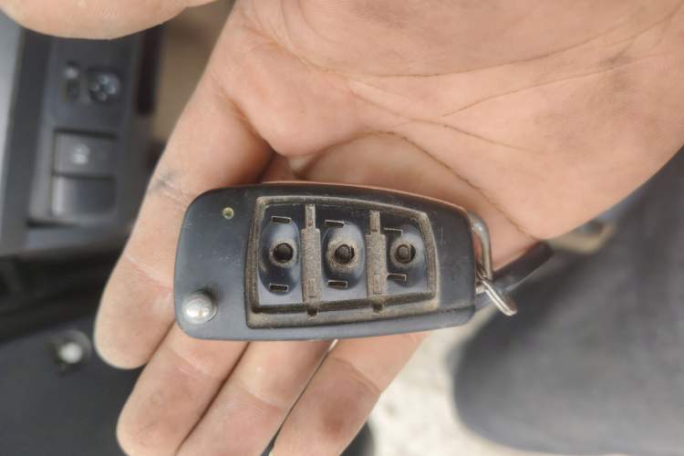 Used Suzuki Wagon R X5 2013 Revised Version 1.4L VVT Cruise Edition
