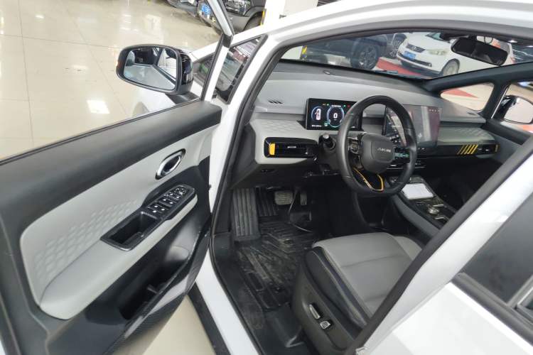 Used AION Y 2022 70 Intelligent Edition Lithium Iron Phosphate