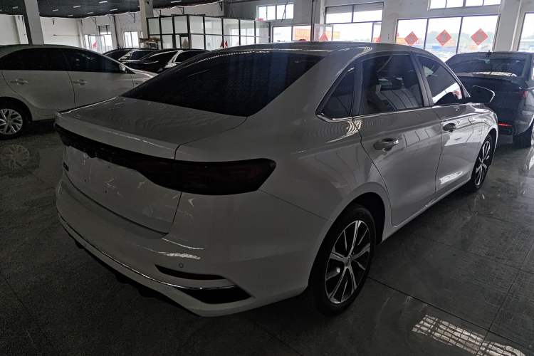 Used Geely Auto Emgrand 2023 4th Generation Champion Edition 1.5L CVT Prestige Model Rear Right 45 Deg