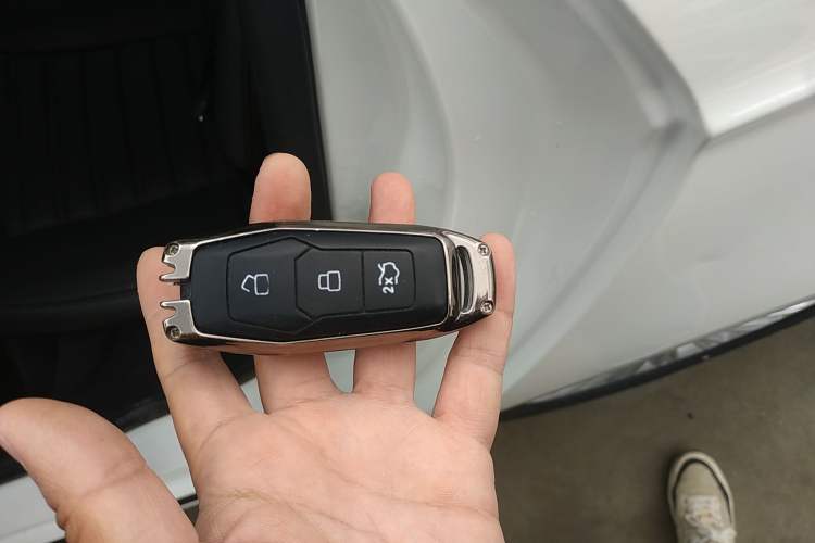 Used Ford Mondeo 2013 2.0L GTDi 200 Luxury Model
