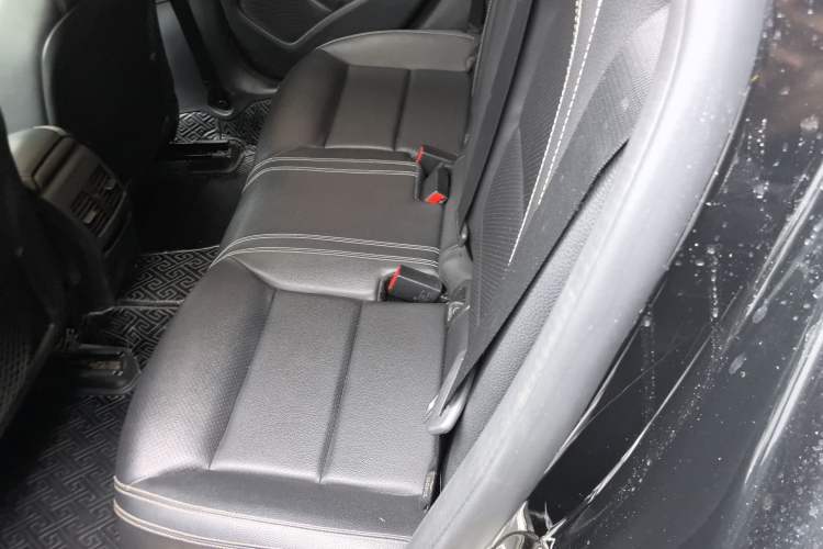 Used Mercedes-Benz GLA 2016 GLA 220 4MATIC Fashion Edition Left Rear Seat