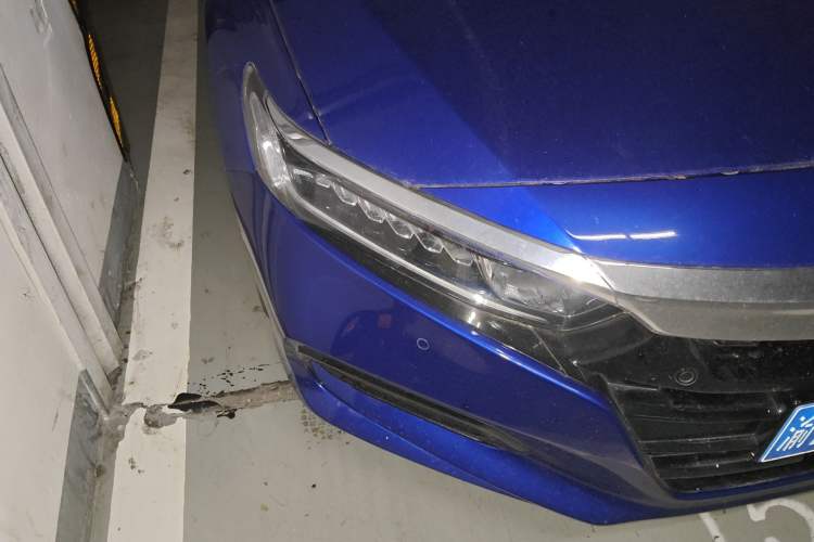 Used Honda Accord 2018 260TURBO Luxury Edition China V Emission Standard Right Front Headlight