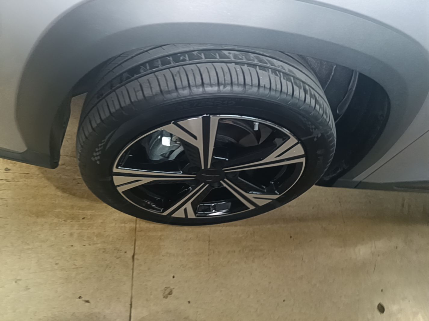 Geely Auto Emgrand X7 Sport 2026 Model 1.5TD Beloved — снимка 10