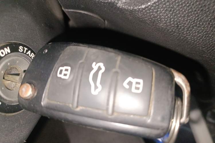 Used JAC iEV6S 2016 Smart Edition
