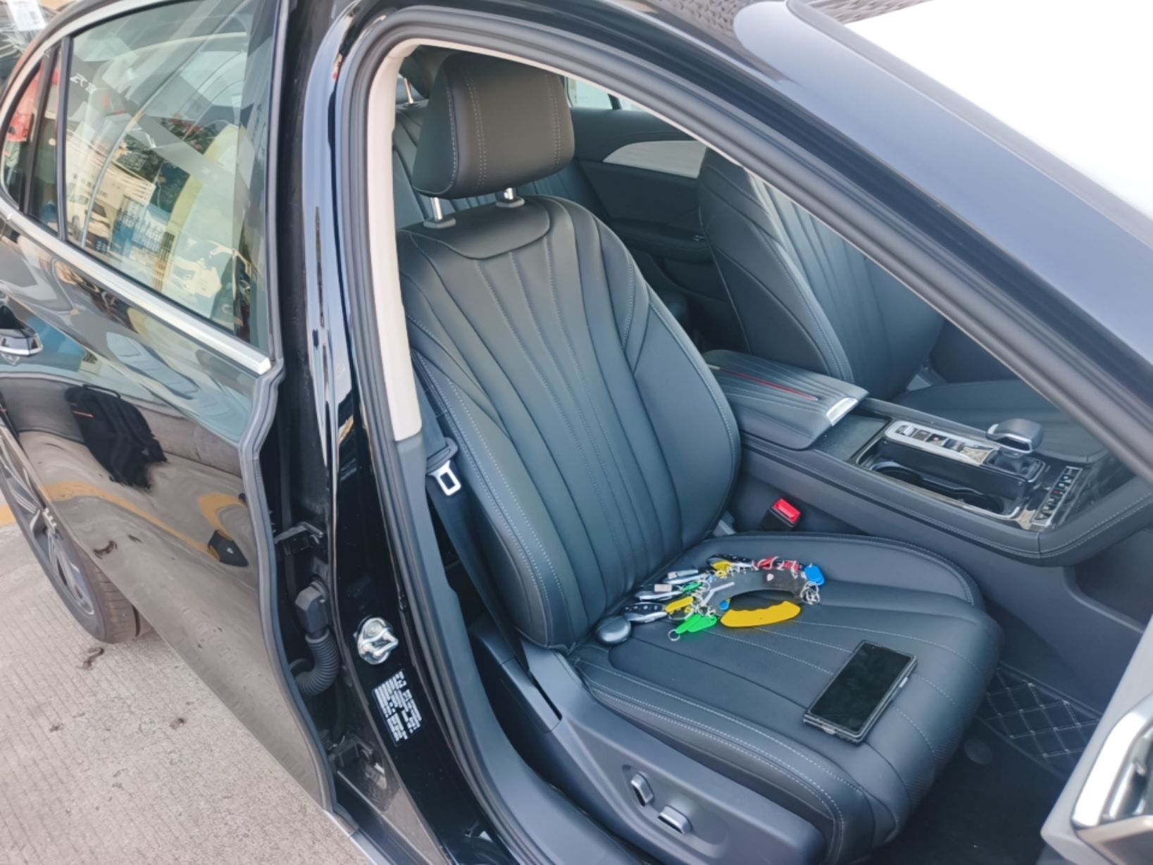 Hongqi H5 PHEV 2025 130 Super Hybrid Version — снимка 19