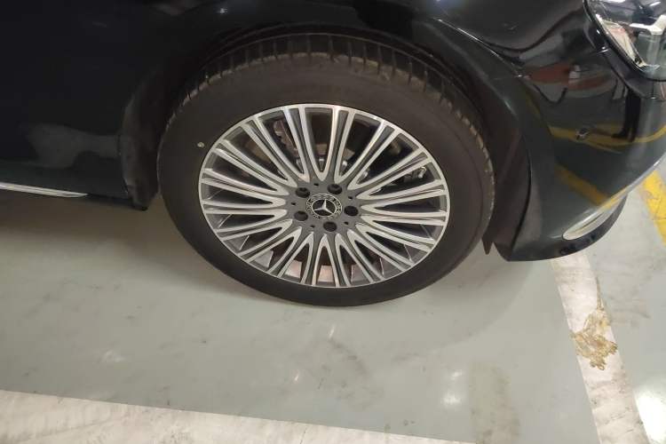 Used Mercedes-Benz E-Class 2023 E 300 L Stylish Model
