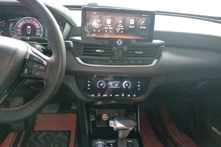 Used Dongfeng Aeolus Yixuan 2020 230T Automatic Cool Edition Audio And AC Panel