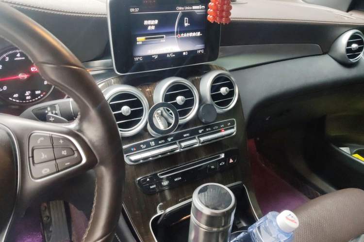 Used Mercedes-Benz GLC 2018 GLC 260 4MATIC Luxury Model Audio And AC Panel