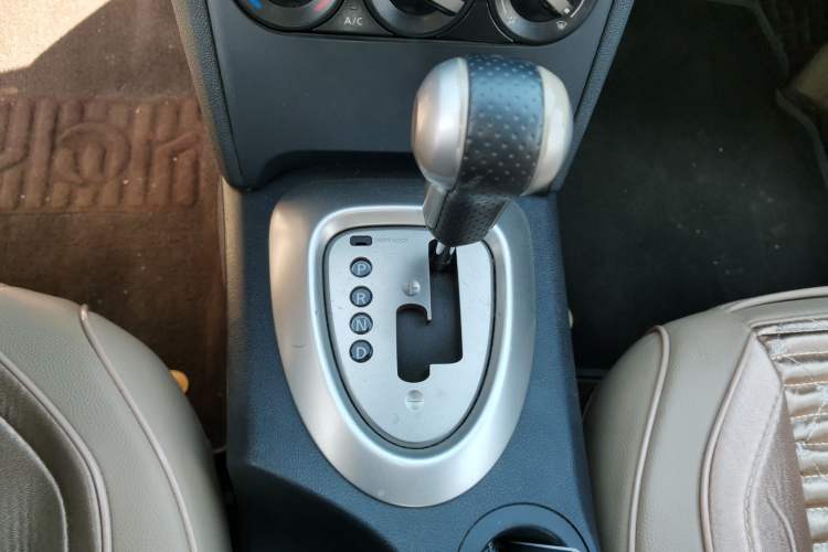 Used Nissan Qashqai 2012 1.6XE Wind 5MT 2WD
