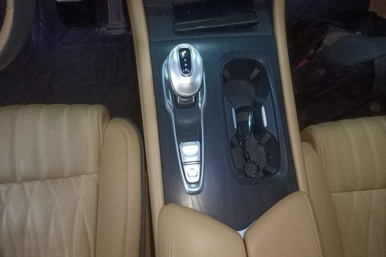 Used VOYAH Dream 2022 Low-Carbon Edition Dream+ Smart Enjoyment Package