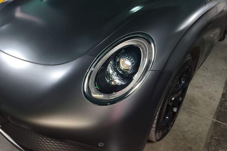Used ORA Lightning Cat 2024 Dark Night Edition 555km Prestige Version
