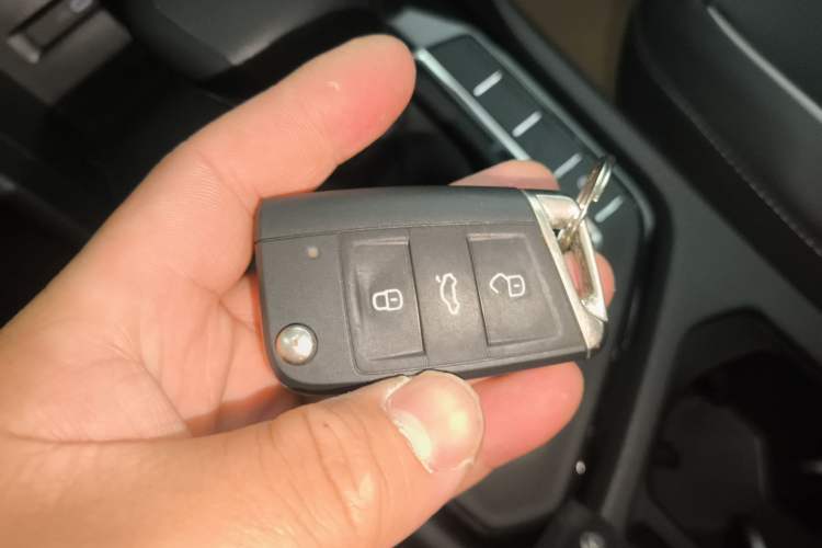 Used Volkswagen Tiguan L 2023 300TSI Automatic Two-Wheel Drive Smart Edition