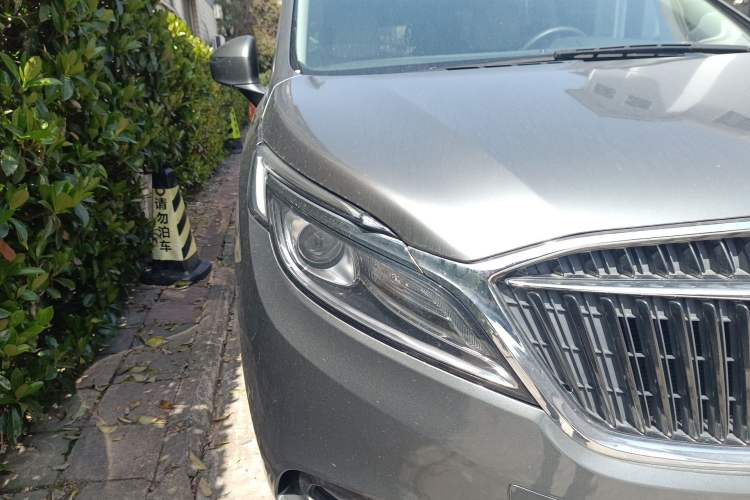 Used Buick GL8 2017 ES 28T Comfort Model China V Standard