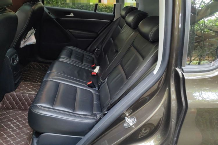 Used Volkswagen Tiguan 2017 300TSI Automatic Two-Wheel Drive Silk Road Comfort Edition Left Rear Seat