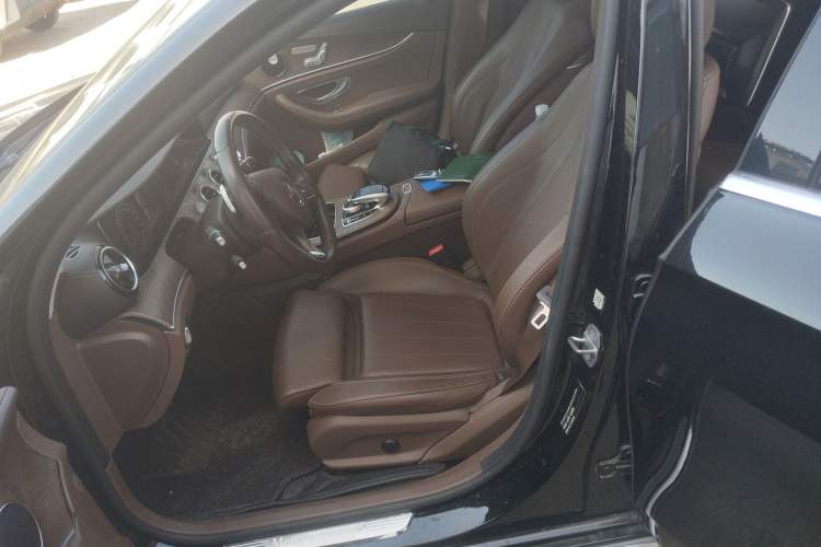 Used Mercedes-Benz E-Class 2018 Facelift E 200 L
