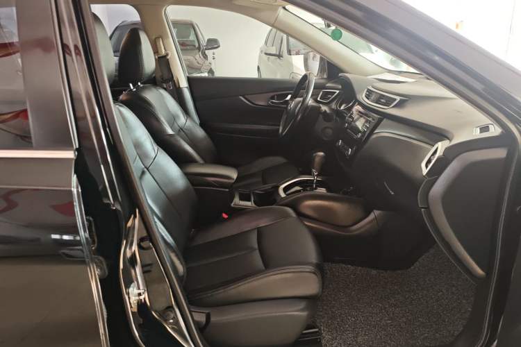 Used Nissan X-Trail 2014 2.0L CVT Comfort Edition 2WD
